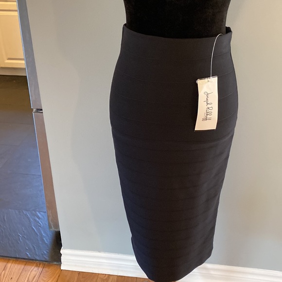 Joseph Ribkoff Bandage Skirt - Picture 5 of 10